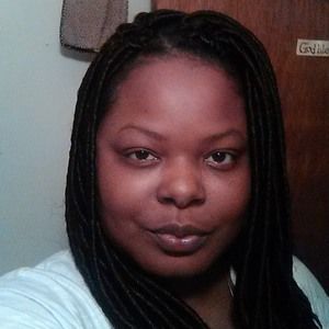 Meet your Posher, Cassandra